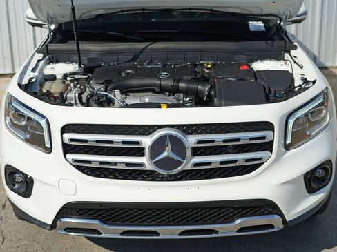 Used 2022 Mercedes-Benz GLB 250 GLB 250 w/ Premium Package Lite image 7