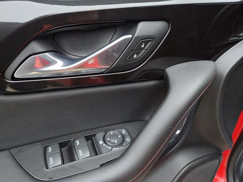 Used 2020 Chevrolet Blazer RS image 15