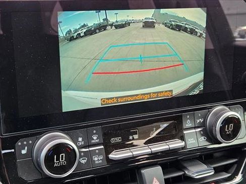 New 2026 Toyota Highlander XLE AWD/4WD image 12