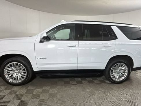 Used 2023 Chevrolet Tahoe RST w/ Luxury Package AWD/4WD image 5