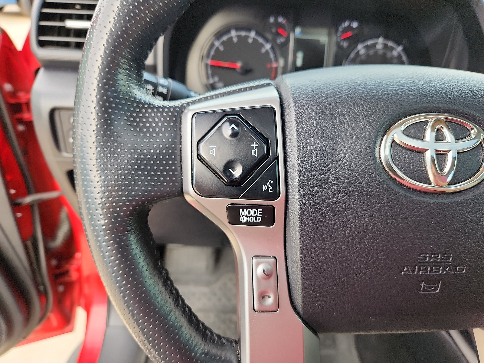 Used 2024 Toyota 4Runner SR5 Premium w/ Moonroof Package AWD/4WD image 15
