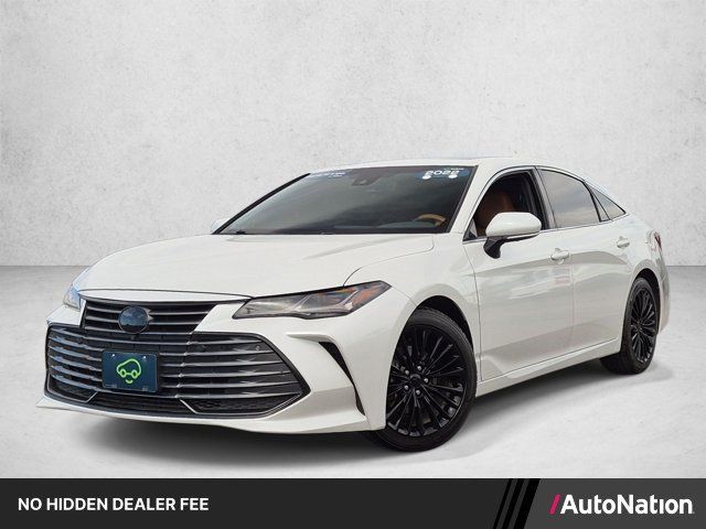 Used 2022 Toyota Avalon Limited w/ Advanced Safety Package FWD image 1