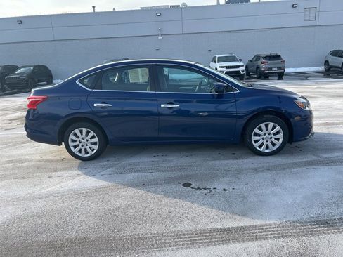 Used 2019 Nissan Sentra S FWD image 4