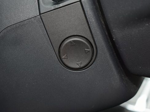 Used 2023 Ford F150 Lariat w/ Equipment Group 502A High image 17