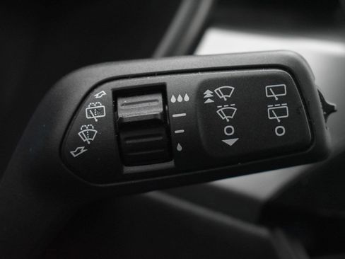 Used 2023 Ford Escape AWD image 24