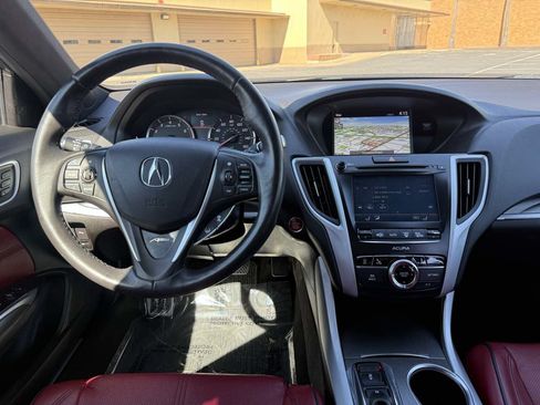 Used 2018 Acura TLX V6 w/ Technology & A-SPEC Pkg FWD image 17
