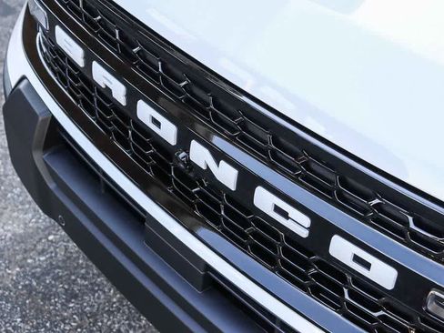 New 2026 Ford Bronco Sport Outer Banks w/ Outer Banks Tech Package+ AWD/4WD image 8