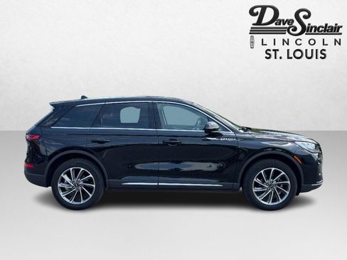 Certified 2024 Lincoln Corsair AWD w/ Equipment Group 101A image 2