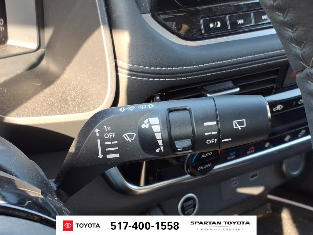 Used 2021 Nissan Rogue Platinum AWD/4WD image 25