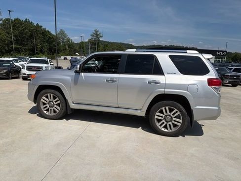Used 2011 Toyota 4Runner Limited AWD/4WD image 26