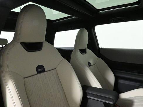 Used 2025 MINI Cooper S image 35