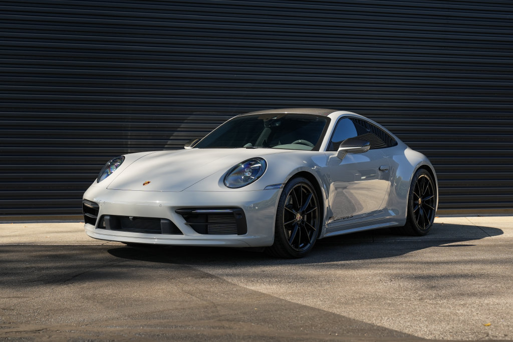 Certified 2023 Porsche 911 Carrera S RWD image 1