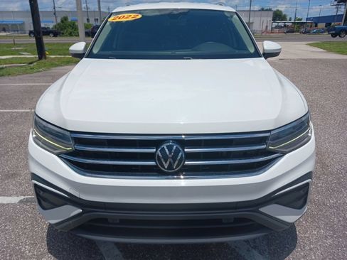 Used 2022 Volkswagen Tiguan SE FWD image 8
