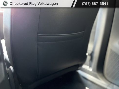 New 2025 Volkswagen Atlas Cross Sport SE image 55