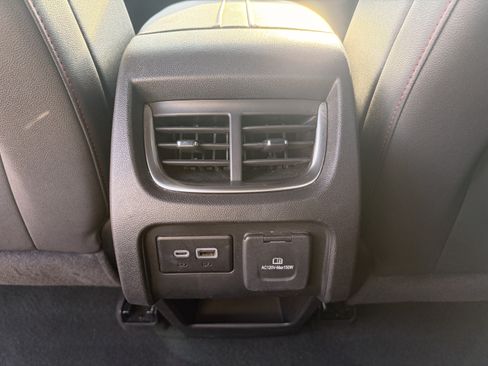 Used 2025 Chevrolet Blazer RS FWD image 16