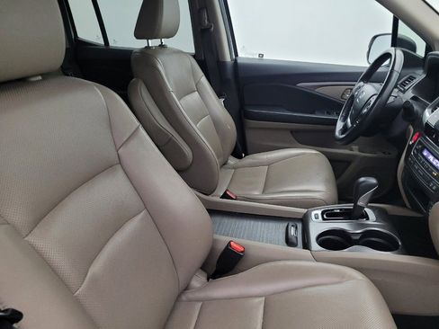 Used 2019 Honda Ridgeline RTL-T image 21