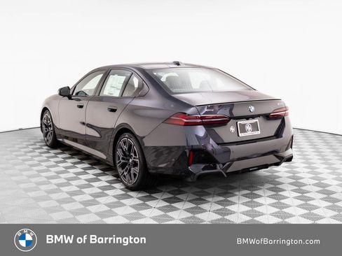 New 2026 BMW 530i xDrive w/ Executive Package image 3