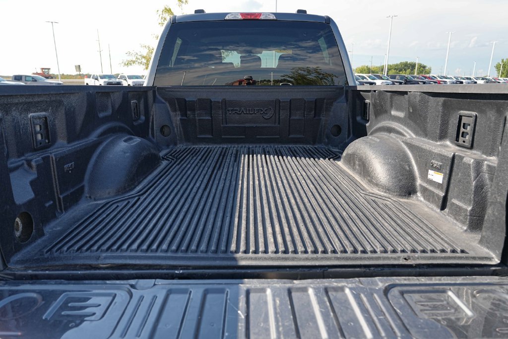 Used 2025 Ford F250 XLT AWD/4WD image 16