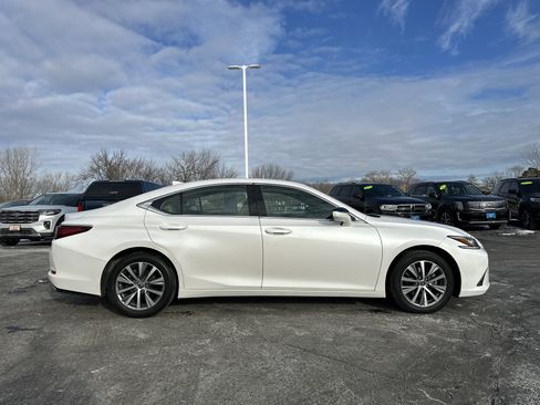 Used 2020 Lexus ES 350 image 2