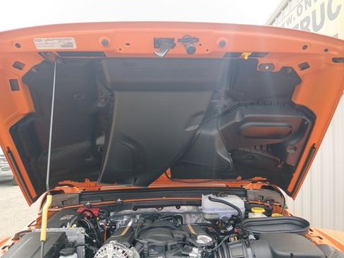 New 2025 Jeep Wrangler Unlimited Rubicon 392 image 70