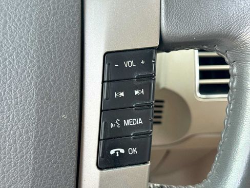 Used 2010 Ford Flex SEL FWD image 16