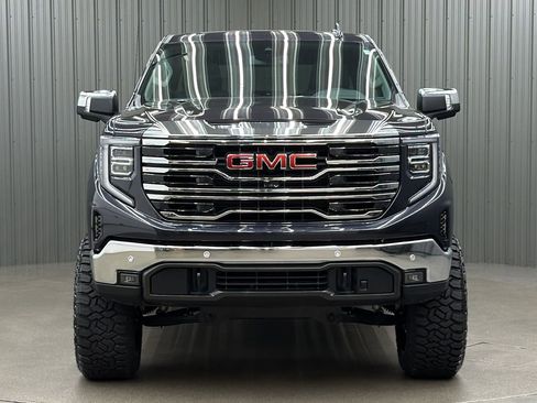 Used 2026 GMC Sierra 1500 SLT AWD/4WD image 8