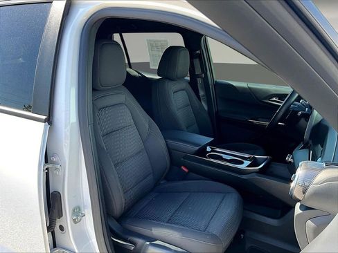 Used 2025 Chevrolet Equinox LT AWD/4WD image 31