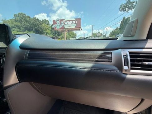 Used 2022 Lexus GX 460 Luxury w/ Sport Design Package AWD/4WD image 51