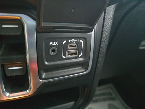 Used 2020 Jeep Gladiator Sport w/ Quick Order Package 24S image 32