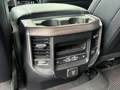 Used 2025 RAM 1500 Laramie w/ Sport Appearance Package AWD/4WD image 30