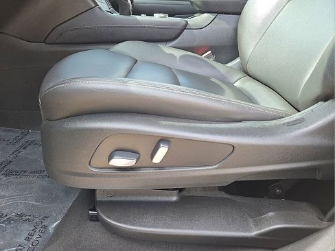 Used 2020 Cadillac XT5 Luxury image 25