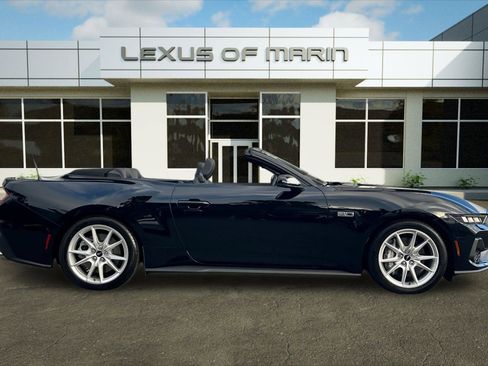 Used 2024 Ford Mustang GT Premium image 8