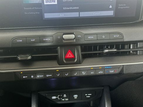 Used 2025 Kia K4 LXS image 24