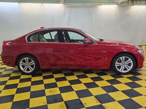 Used 2017 BMW 330e image 2
