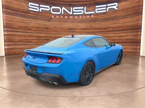 Used 2025 Ford Mustang GT Premium image 7