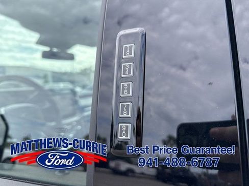 New 2026 Ford F250 Lariat w/ Black Appearance Package AWD/4WD image 9