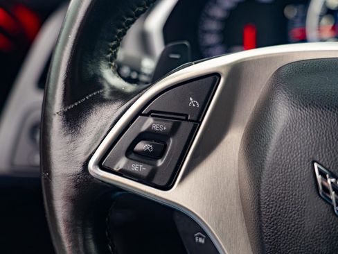 Used 2016 Chevrolet Corvette Stingray Convertible w/ Carbon Flash Badge Package image 21