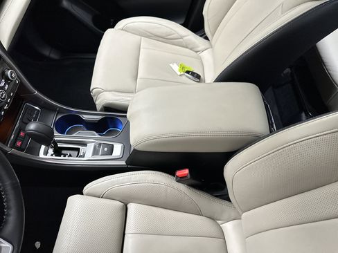 Used 2020 Subaru Ascent Limited w/ Popular Package #4 image 39