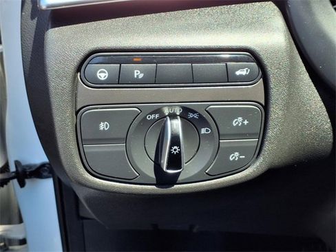 Used 2021 INFINITI QX50 Luxe w/ Appearance Package image 15