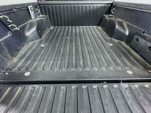 Used 2021 Toyota Tacoma SR5 RWD image 27