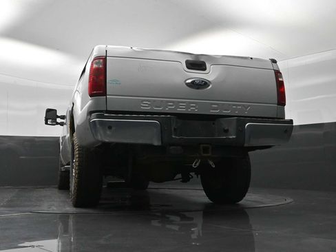 Used 2015 Ford F350 XLT w/ XLT Premium Package image 23