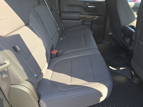 Used 2022 Chevrolet Silverado 1500 RST AWD/4WD image 25