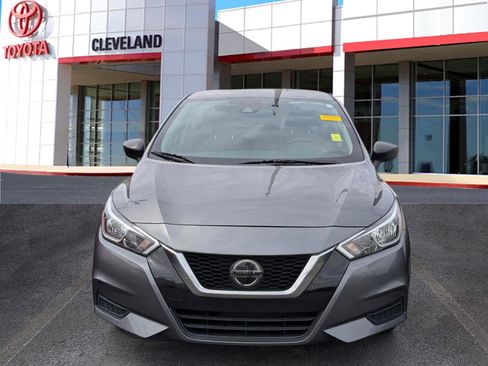Used 2021 Nissan Versa S image 3