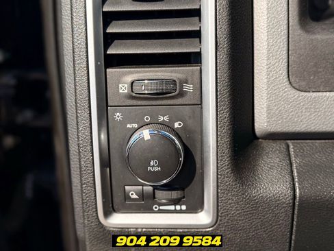 Used 2014 RAM 1500 Lone Star RWD image 13