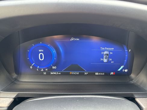 Used 2020 Ford Explorer Platinum w/ Premium Technology Package image 21