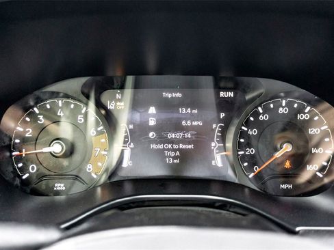 New 2026 Jeep Compass Latitude image 13