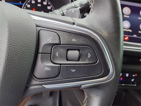 Used 2021 Buick Envision Essence w/ Sport Touring Package image 25