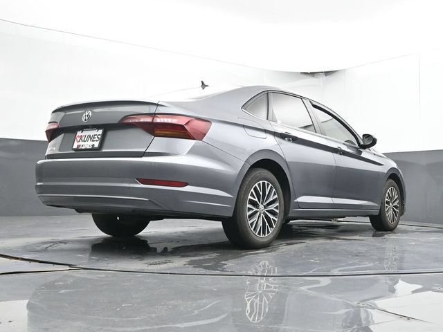 Used 2019 Volkswagen Jetta SE w/ Cold Weather Package FWD image 40