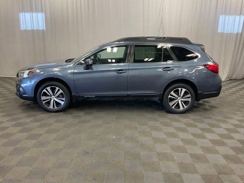 Used 2018 Subaru Outback 2.5i Limited AWD/4WD image 7