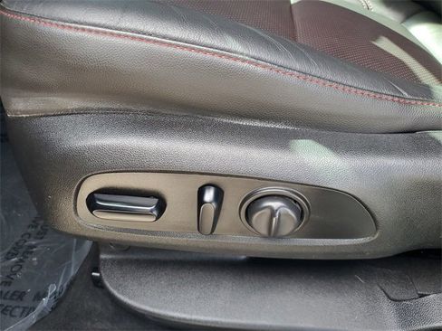 Used 2020 Chevrolet Blazer RS image 17